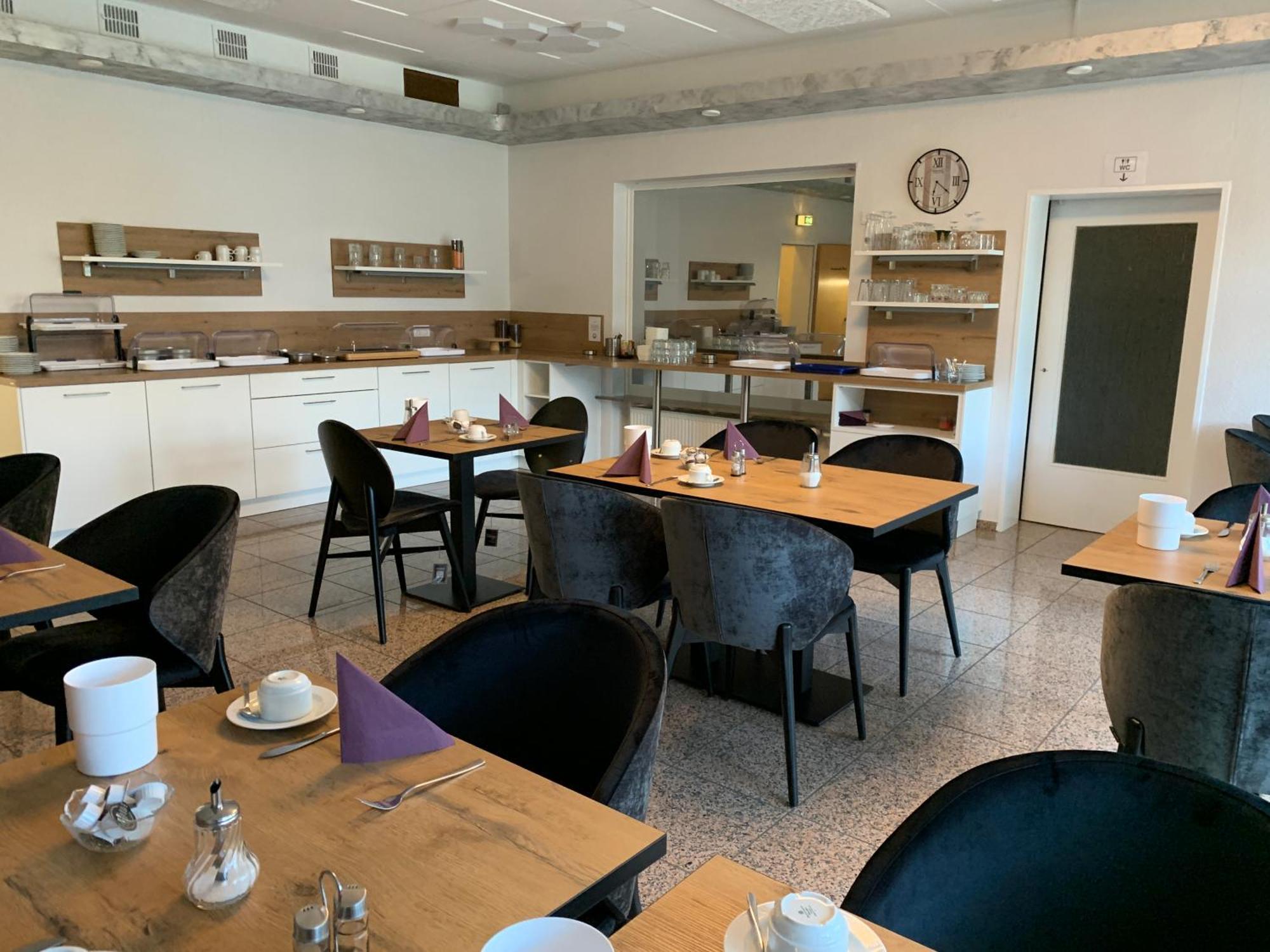 Hotel Zur Therme Erwitte ภายนอก รูปภาพ